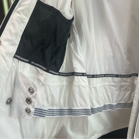 FP Movement All Prepped Short Parka White Size Large - Picture 13 of 14